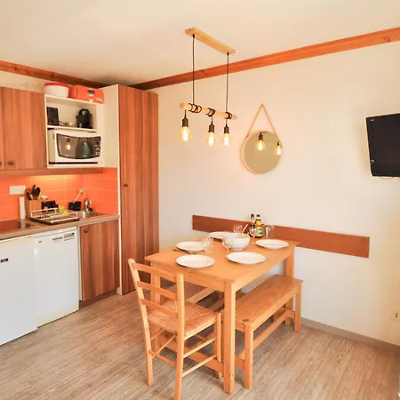 Apartment Alpe Huez Quartier Les Bergers 5 Personnes *