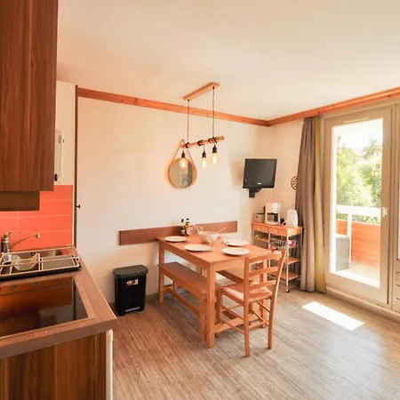 Alpe Huez Quartier Les Bergers 5 Personnes Apartment *